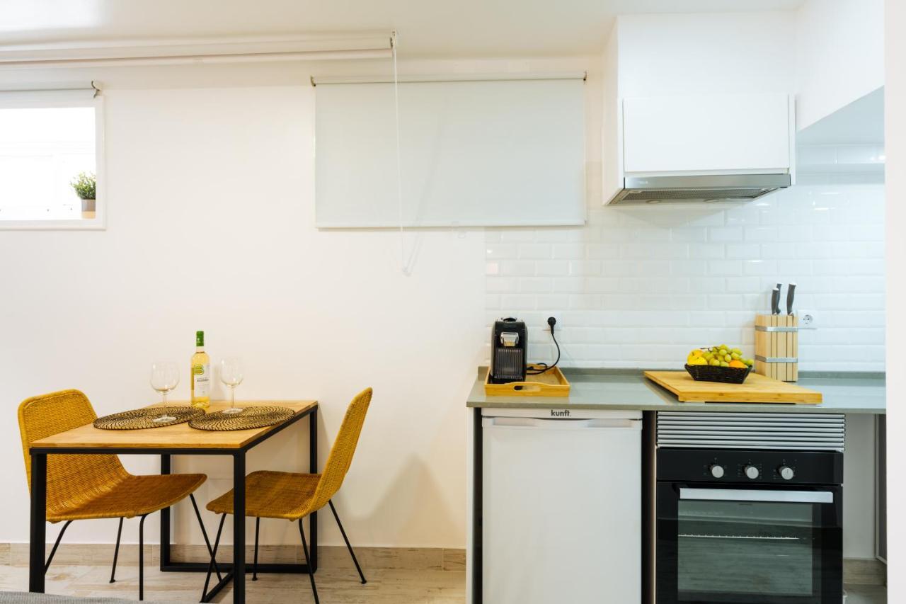Cozy & Small In The Center Apartment Lisbon