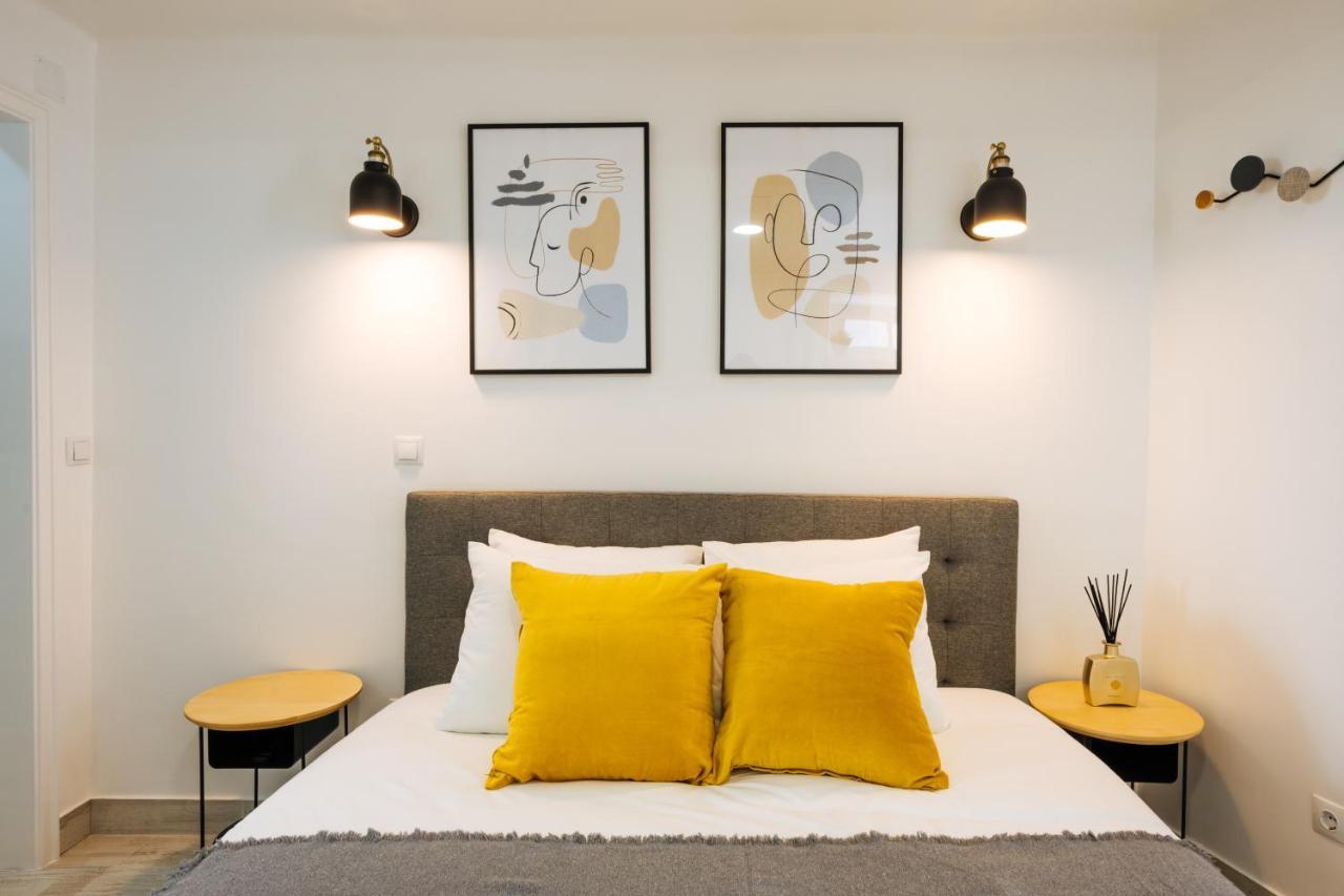 Cozy & Small In The Center Appartement Lissabon